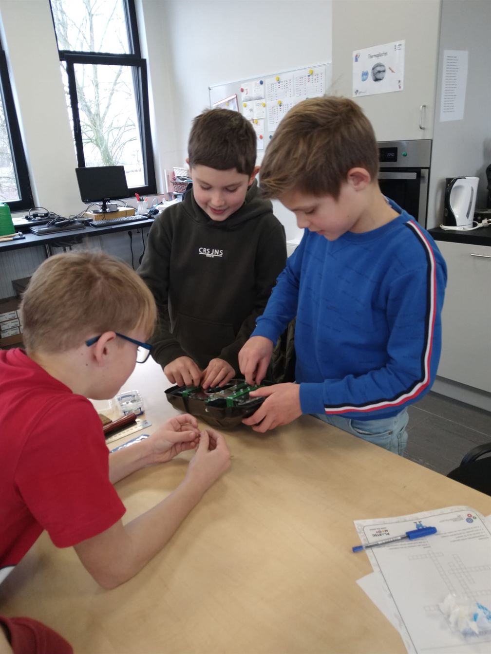 Leerlingen 5LB (juf Ilse) techniek en wetenschap